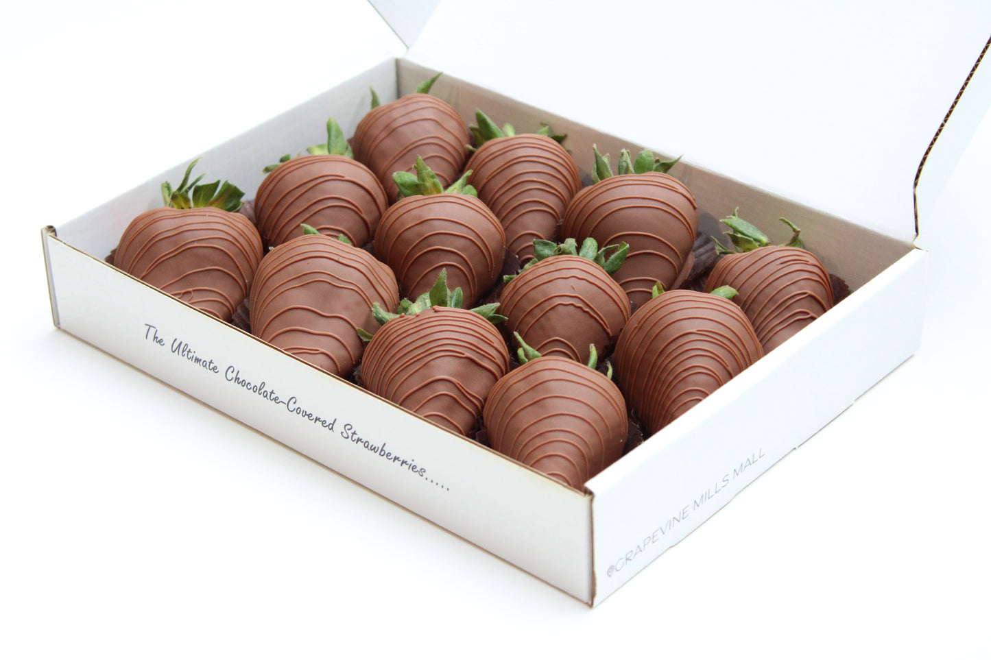 Strawberry Dreams Come True – 12 Chocolate Covered Strawberries (Deluxe Box)